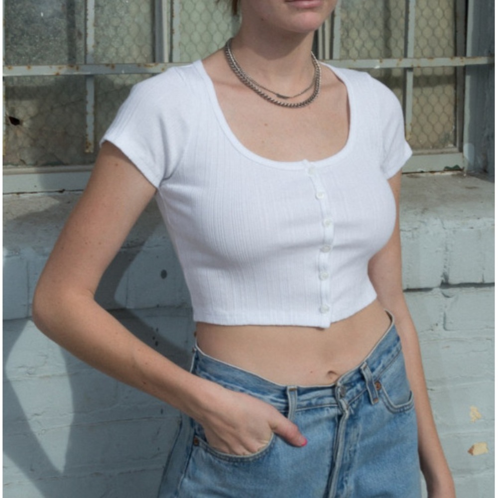 Brandy Melville Zelly top